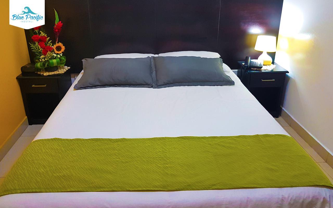 Hostal Blue Pacific Manta Eksteriør bilde