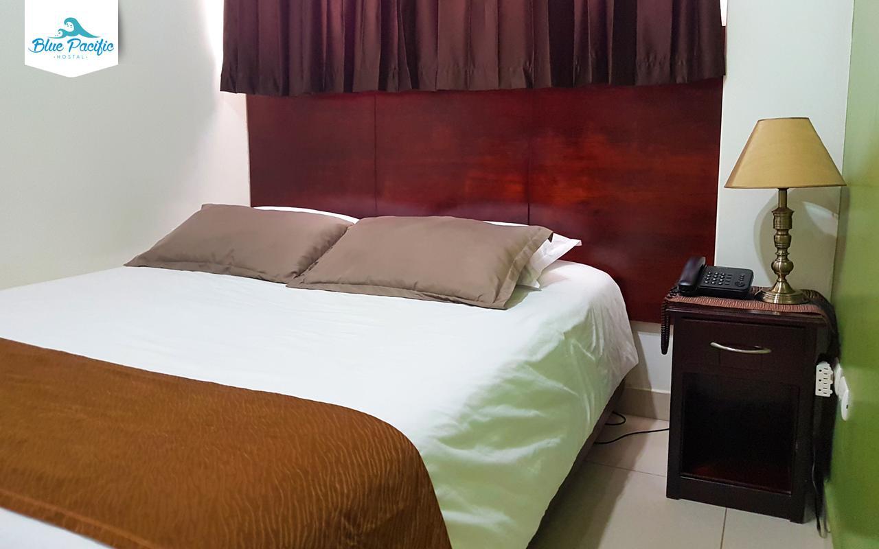 Hostal Blue Pacific Manta Eksteriør bilde