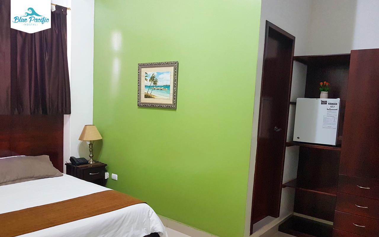 Hostal Blue Pacific Manta Eksteriør bilde