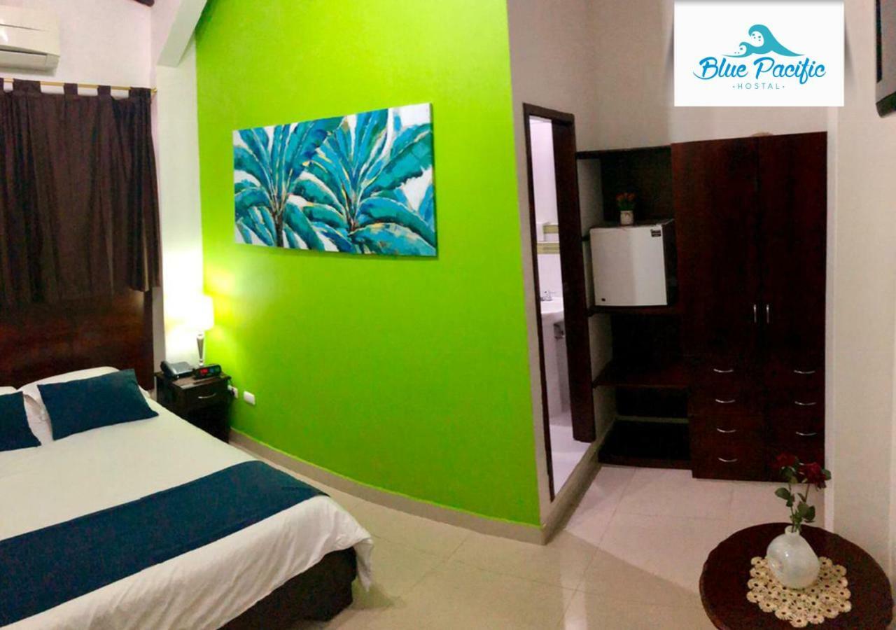 Hostal Blue Pacific Manta Eksteriør bilde